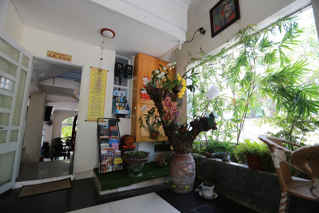 Nhiet Doi Hotel Tuy Hòa Buitenkant foto