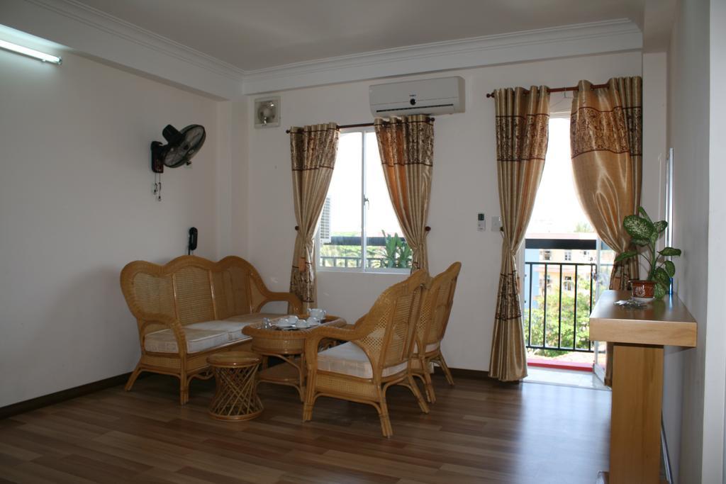 Nhiet Doi Hotel Tuy Hòa Buitenkant foto