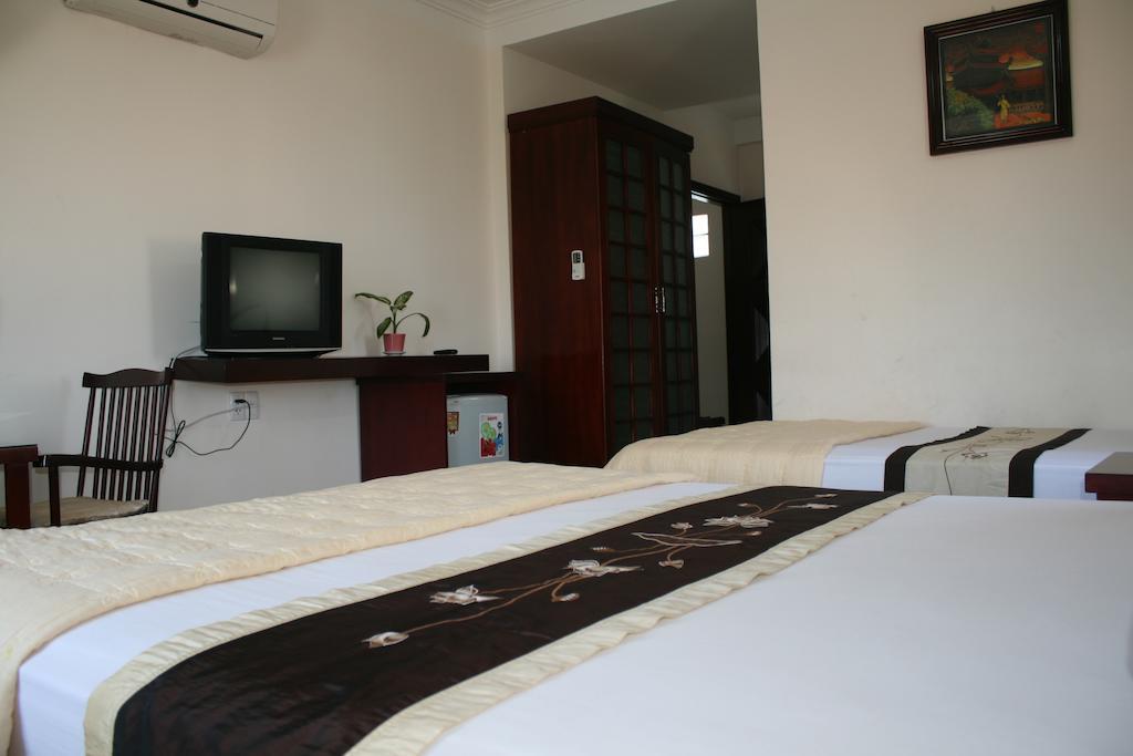 Nhiet Doi Hotel Tuy Hòa Buitenkant foto
