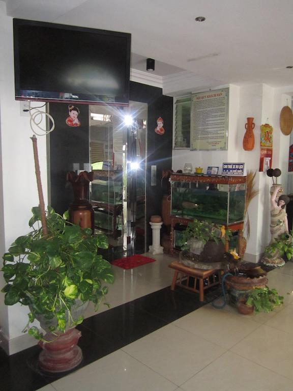 Nhiet Doi Hotel Tuy Hòa Buitenkant foto